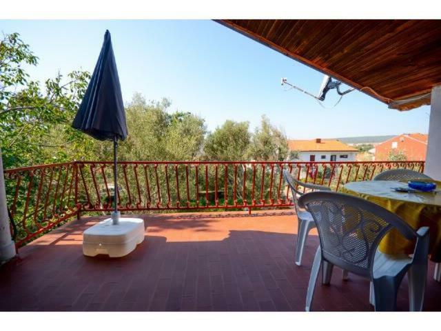 Apartments With A Parking Space Krk - 11646 Krk Town Exterior foto